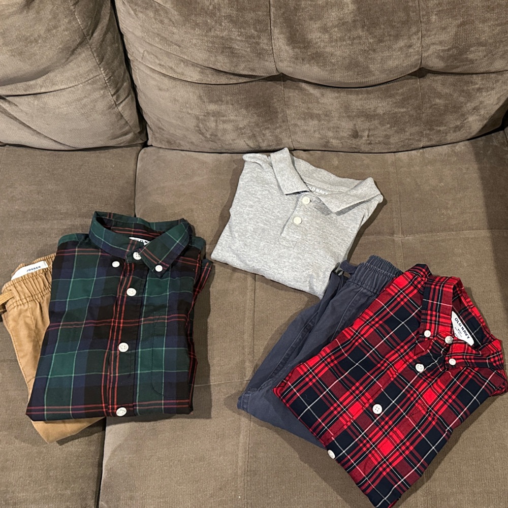Old Navy Kids Plaid and Solid Button Down Shirts - Red, Green, Gray Size Med/8